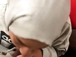 Cali xxx porn brunette masturbating vibrating