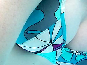 BBW Wisconsin Gamer Girl Masturbates